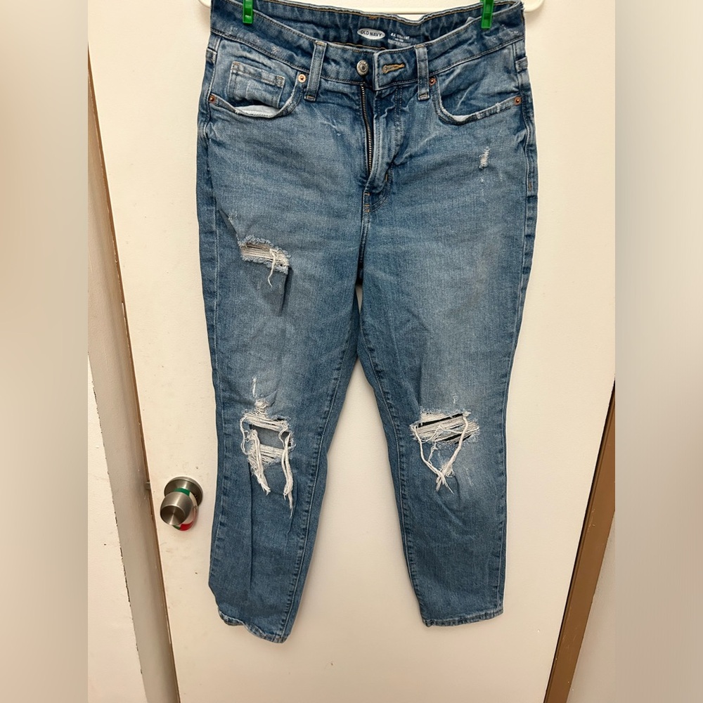 Old navy distressed ankle length jeans
